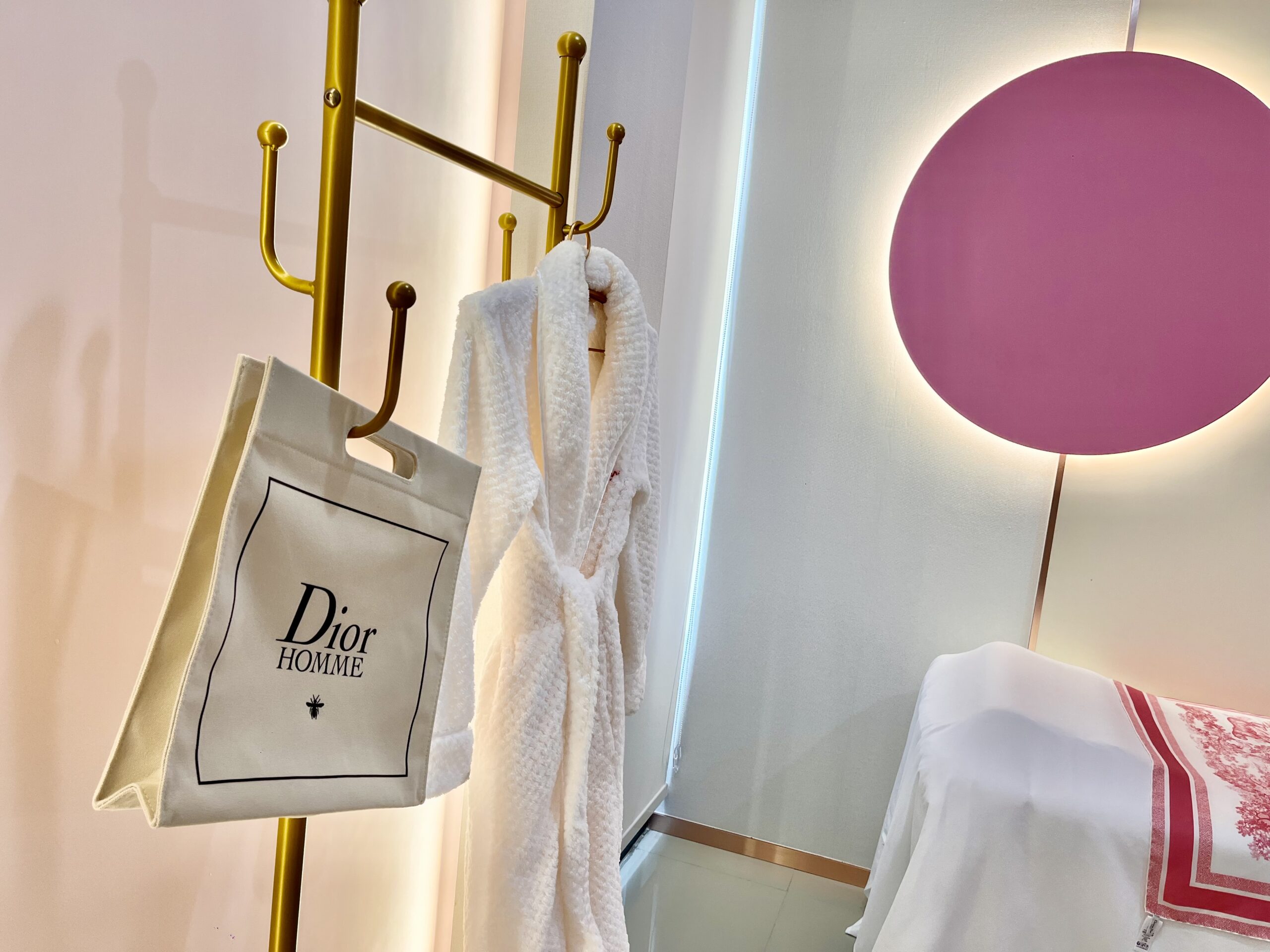 F1D0ABA8-930E-4FDB-A299-55C3FD0DDA74